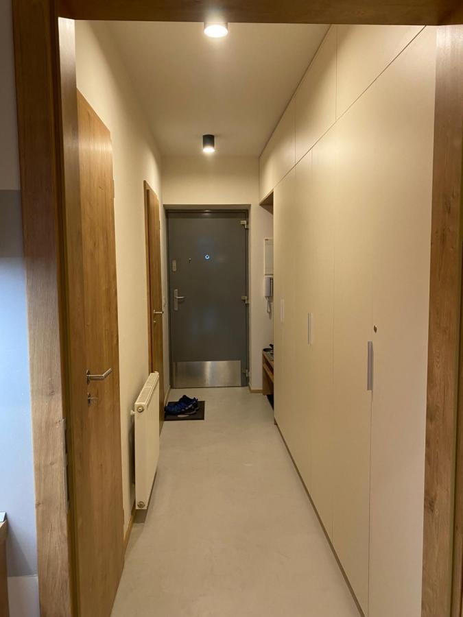 Luxusni Apartman U Sjezdovek S Garazi ฮาร์ราคอฟ ภายนอก รูปภาพ