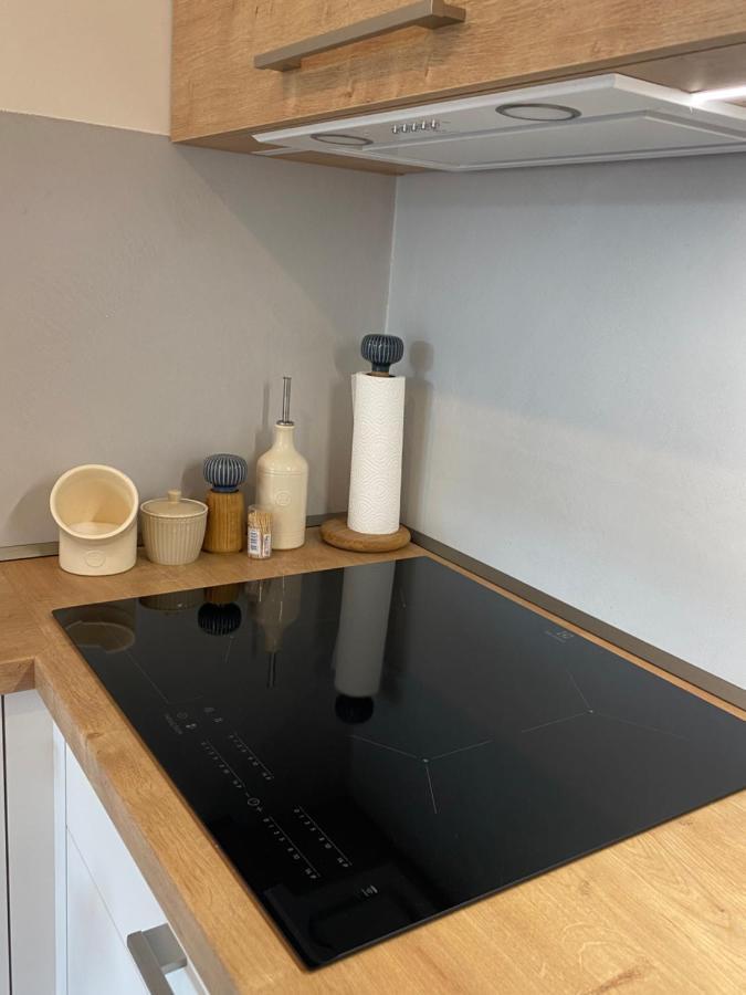 Luxusni Apartman U Sjezdovek S Garazi ฮาร์ราคอฟ ภายนอก รูปภาพ
