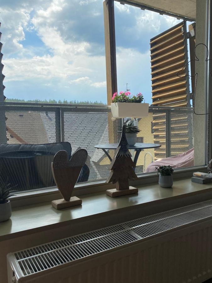 Luxusni Apartman U Sjezdovek S Garazi ฮาร์ราคอฟ ภายนอก รูปภาพ